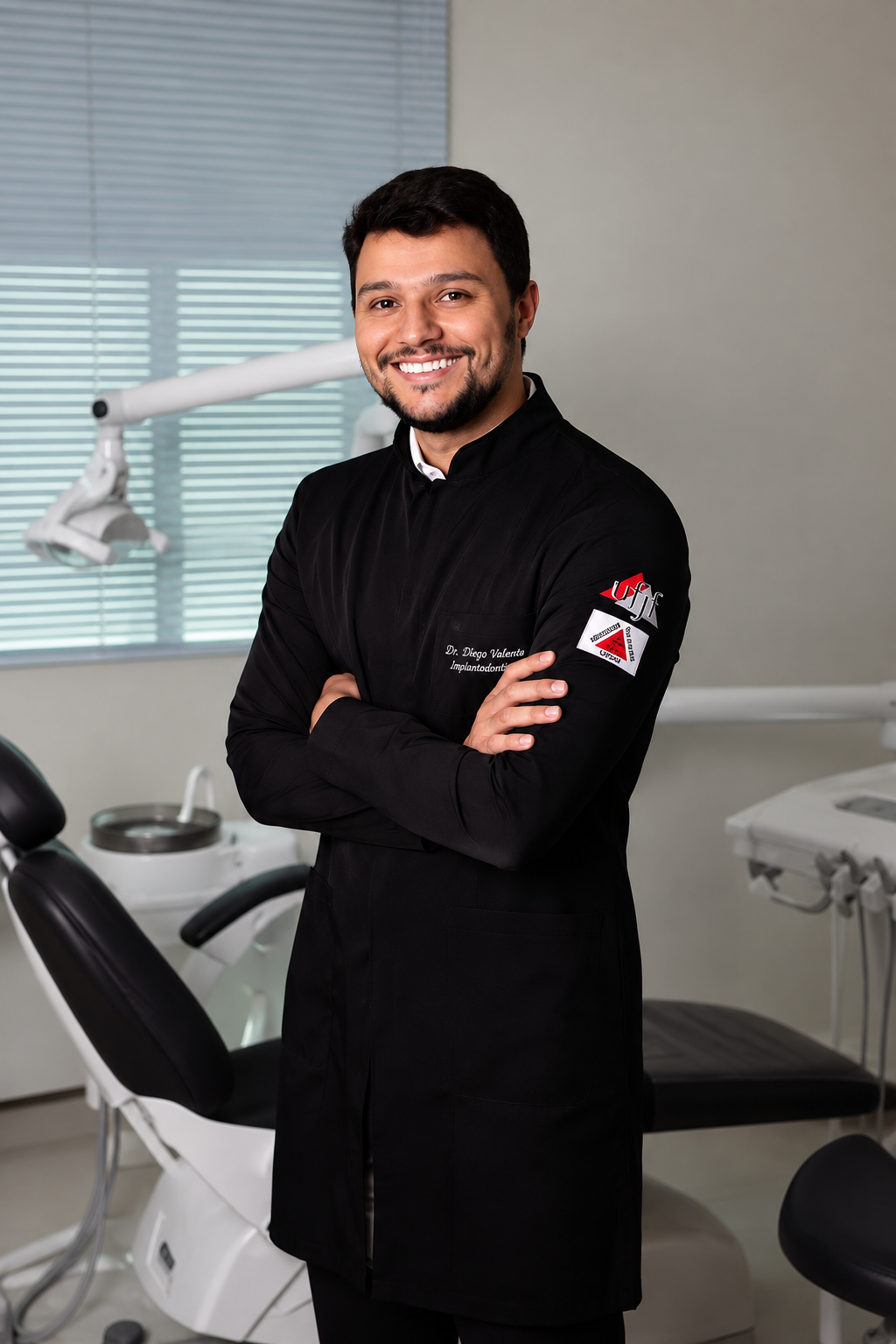 Dr. Diego Valente, implantodontista em Barra Mansa – RJ