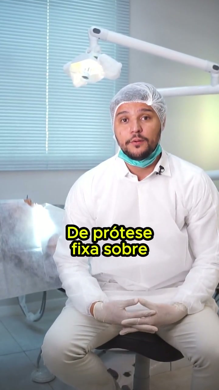 Dr. Diego Valente apresenta etapas de um caso clínico All-on-4